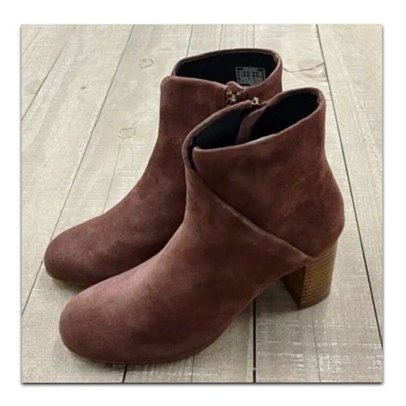 Soludos Midheel Venetian Suede Ankle Bootie in Mahogany - Picture 7 of 14